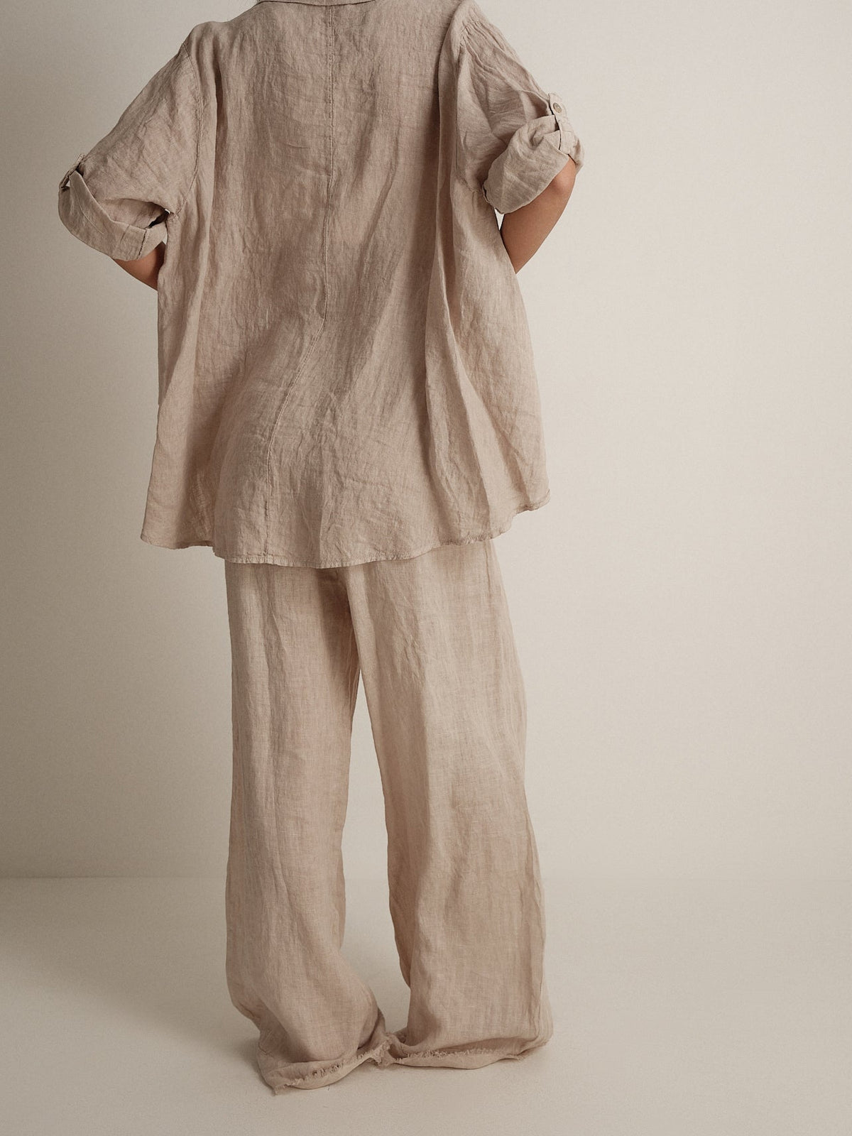 Pantalone in puro lino sfrangiato